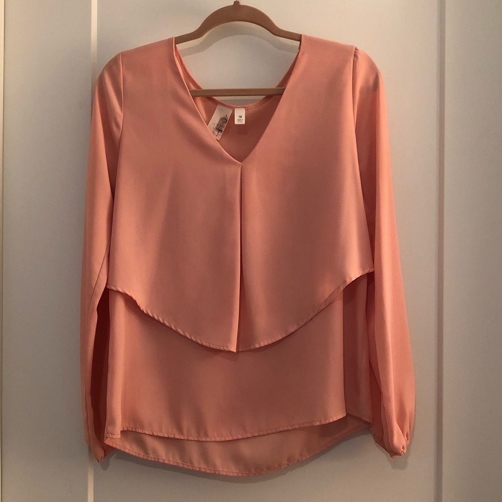 ‼️SOLD‼️Peach blouse